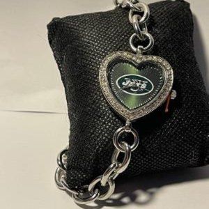 New York Jets NFL Women's Heart Stainless Steel Bracelet Watch by Game Time NEW